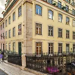 Whome Modern Comfort In Old Apartamento