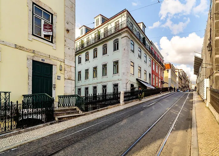 Whome Modern Comfort In Old