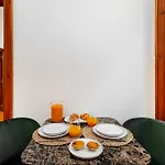 Apartamento Whome Modern Comfort In Old *